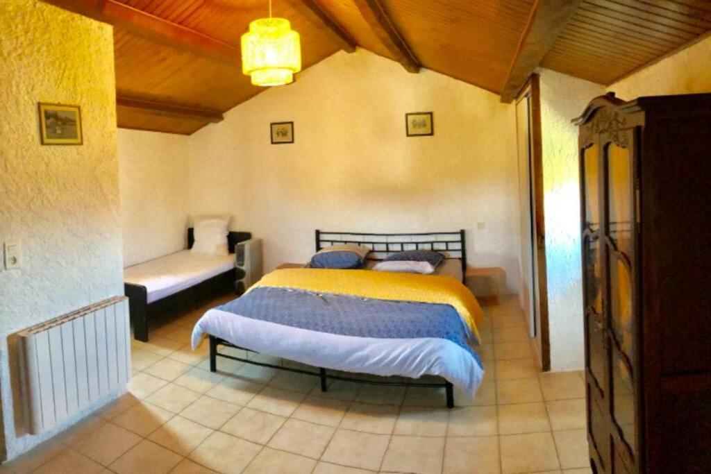 Gite Du Mas Champetre Saint-Privat-de-Champclos Ngoại thất bức ảnh