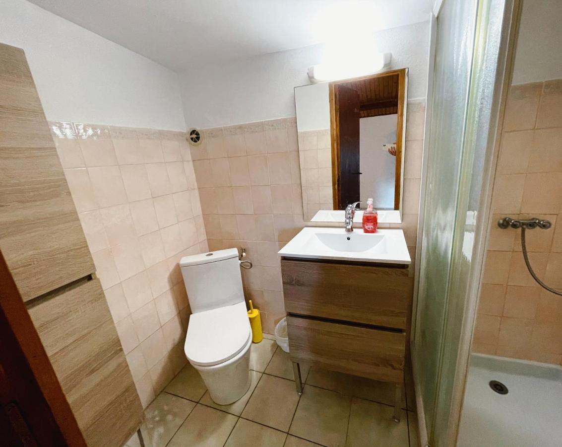 Gite Du Mas Champetre Saint-Privat-de-Champclos Ngoại thất bức ảnh